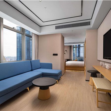 Hilton Garden Inn Shanghai Lujiazui Kültér fotó